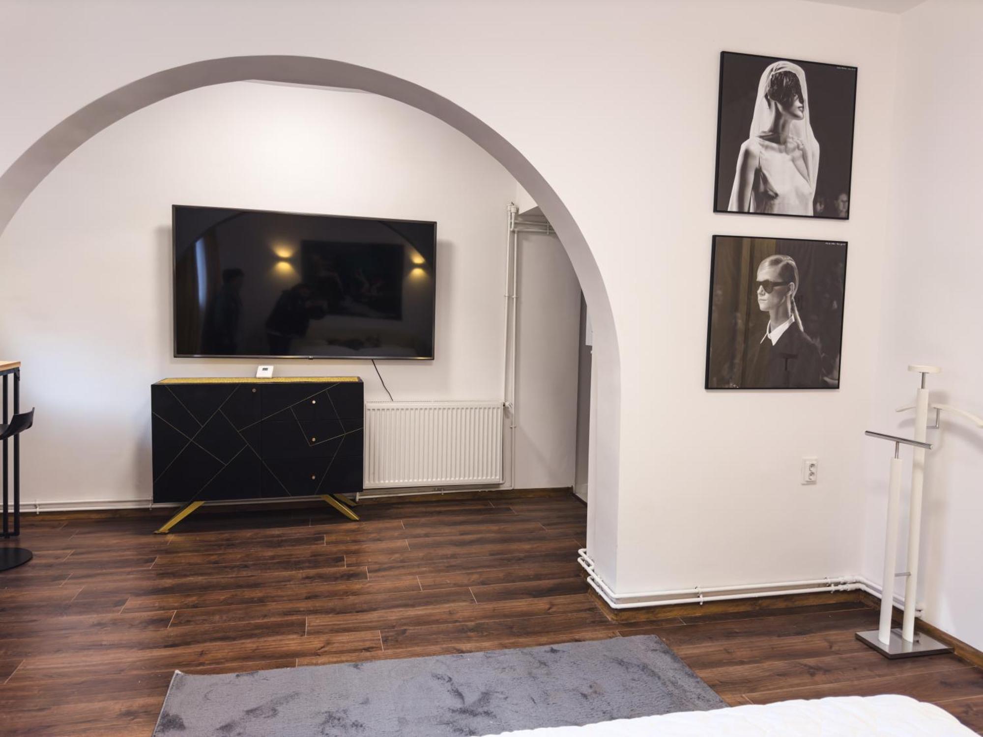 Loving Downtown Studio By Chr Luxury Property Βουκουρέστι Εξωτερικό φωτογραφία