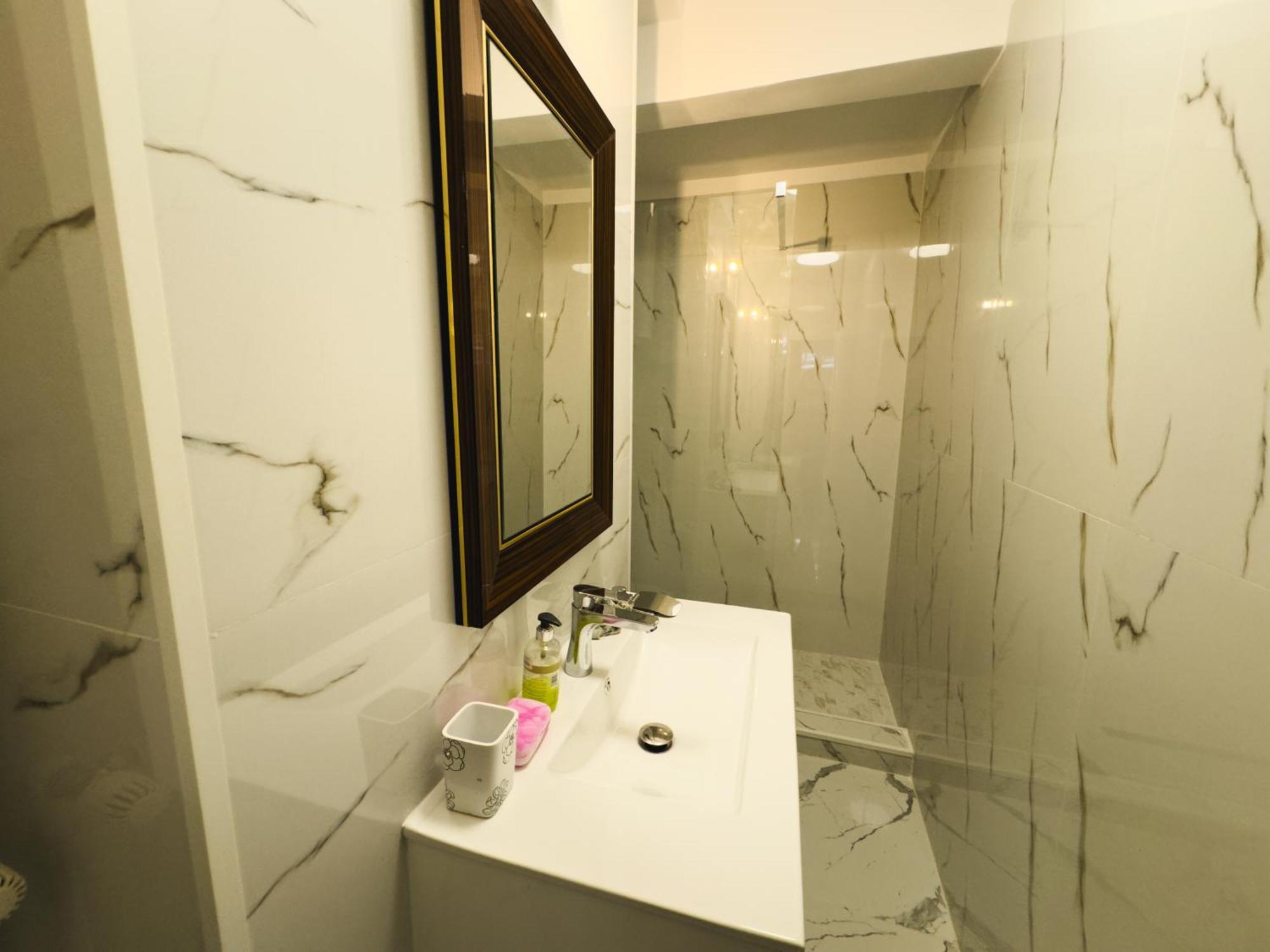 Loving Downtown Studio By Chr Luxury Property Βουκουρέστι Εξωτερικό φωτογραφία